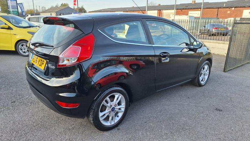 FORD FIESTA