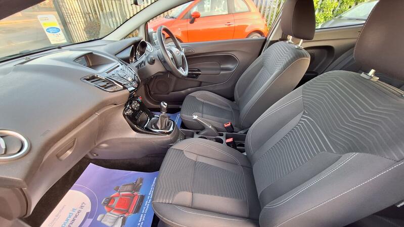 FORD FIESTA
