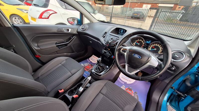 FORD FIESTA