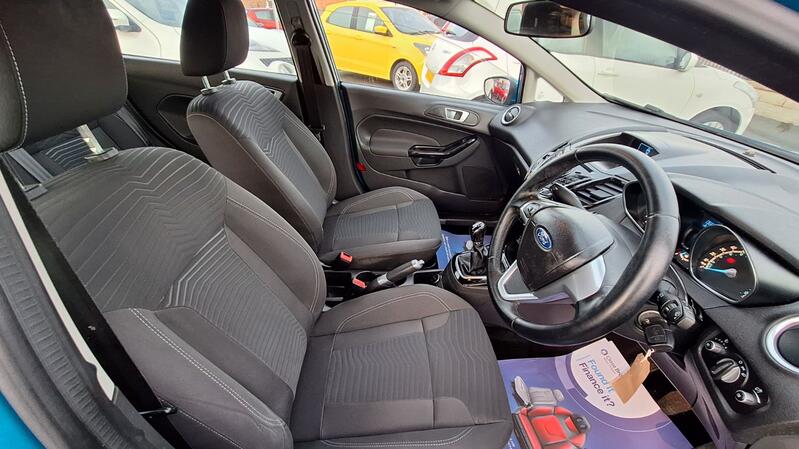 FORD FIESTA