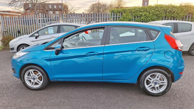 FORD FIESTA