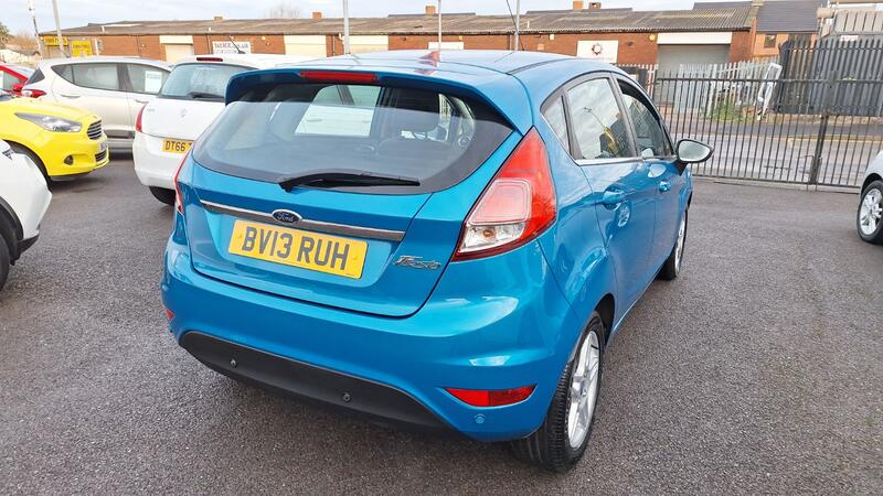 FORD FIESTA