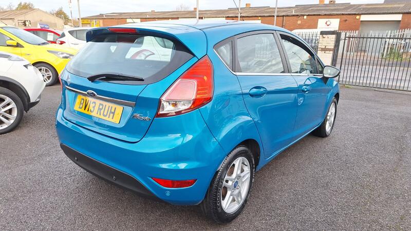 FORD FIESTA
