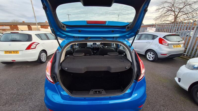 FORD FIESTA