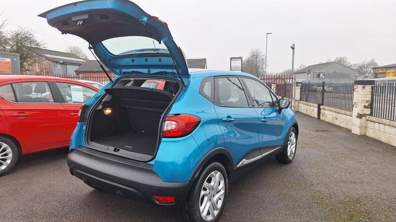 RENAULT CAPTUR
