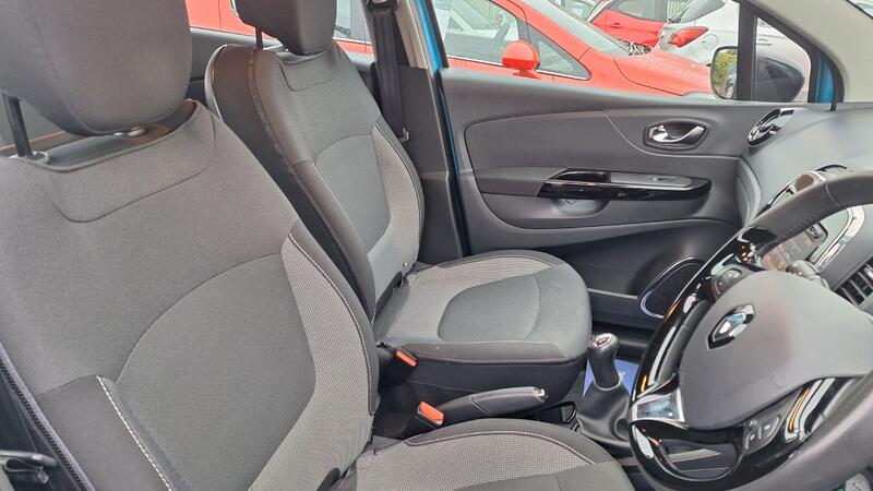 RENAULT CAPTUR