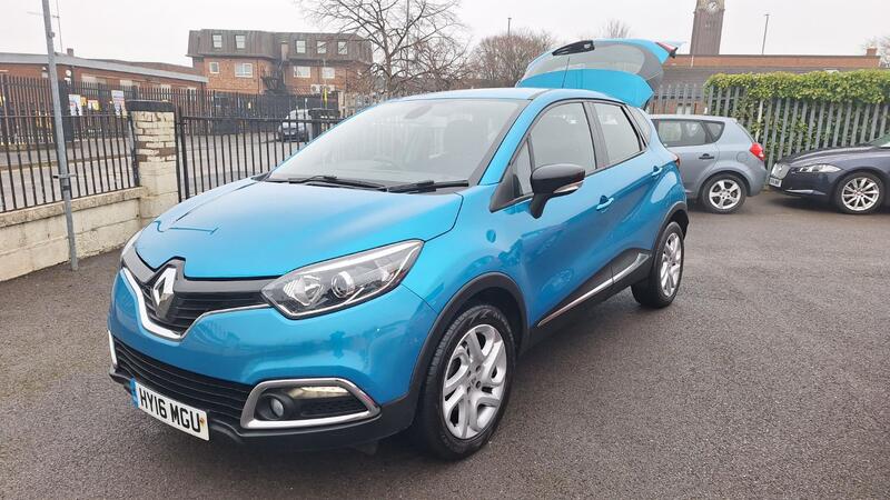 RENAULT CAPTUR