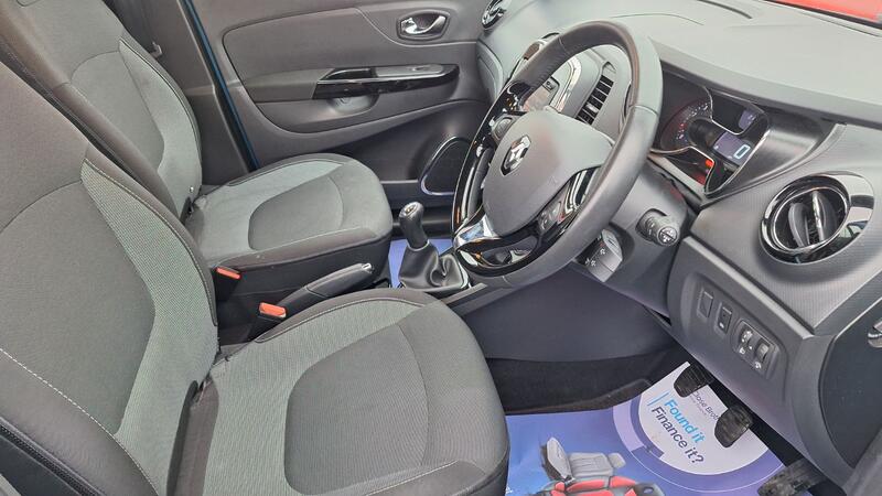 RENAULT CAPTUR