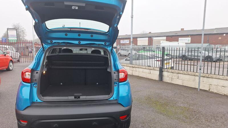 RENAULT CAPTUR