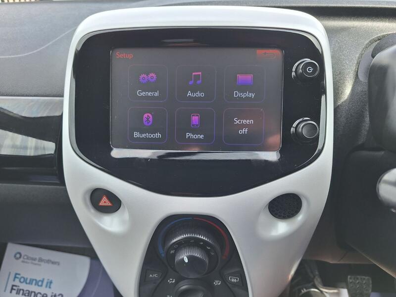 TOYOTA AYGO