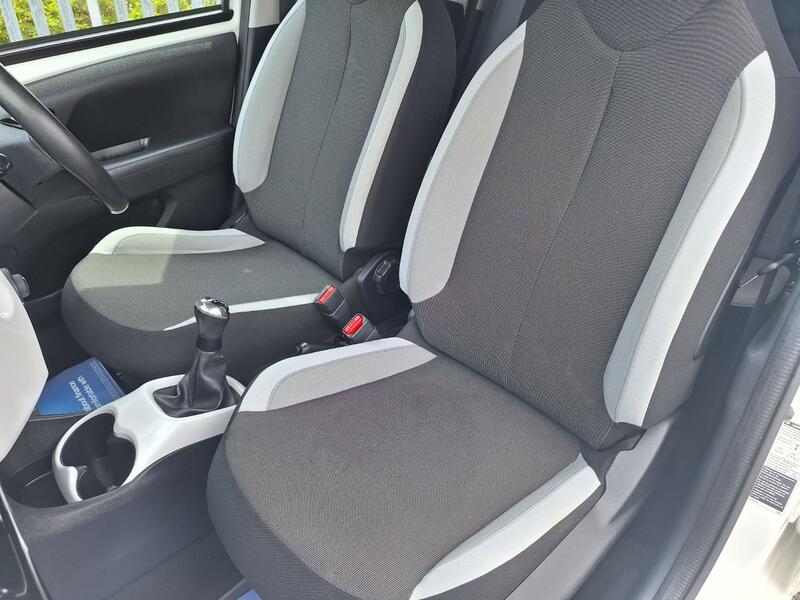TOYOTA AYGO