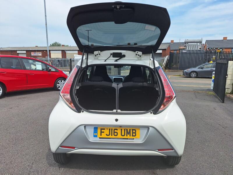 TOYOTA AYGO