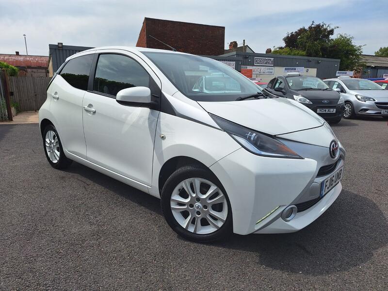 TOYOTA AYGO