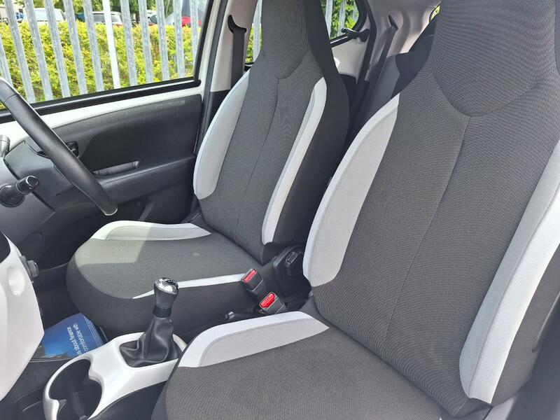 TOYOTA AYGO