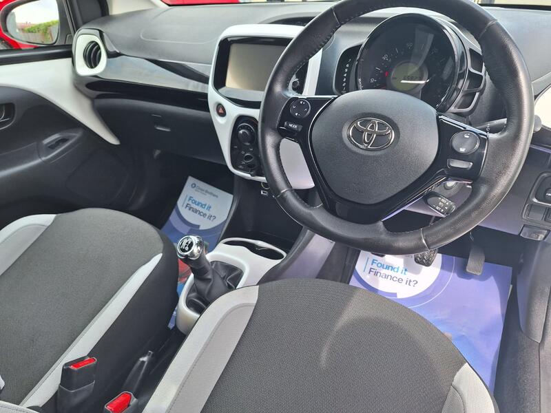 TOYOTA AYGO