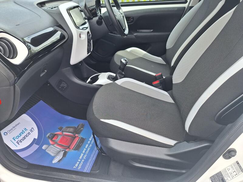 TOYOTA AYGO