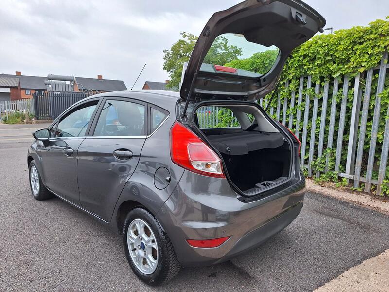 FORD FIESTA