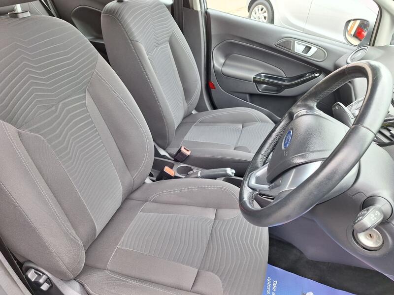 FORD FIESTA