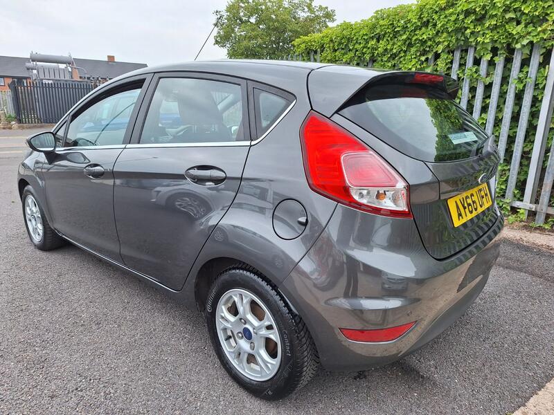 FORD FIESTA