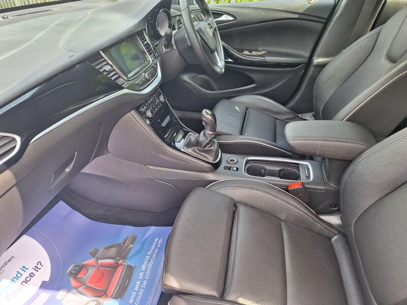 VAUXHALL ASTRA