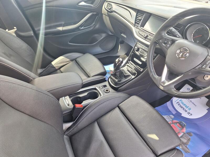 VAUXHALL ASTRA