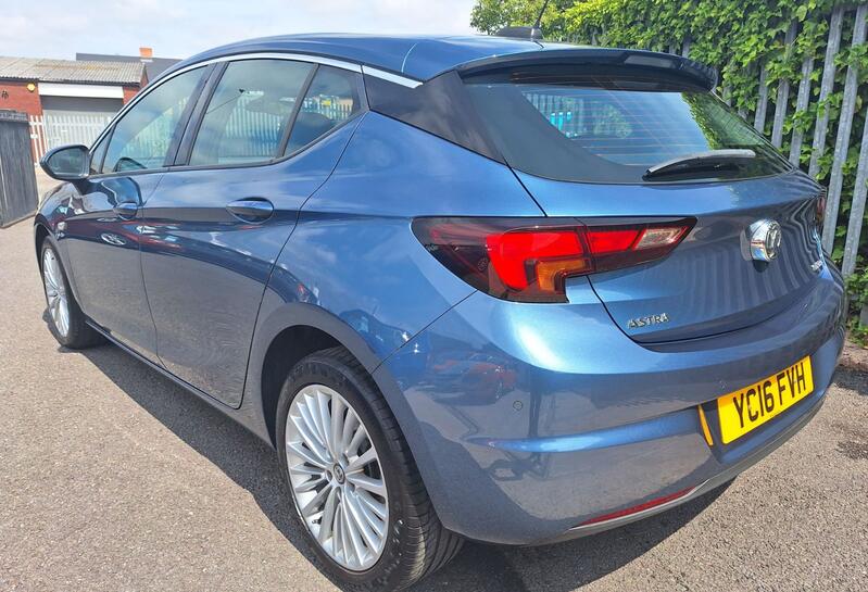 VAUXHALL ASTRA
