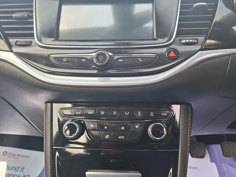 VAUXHALL ASTRA