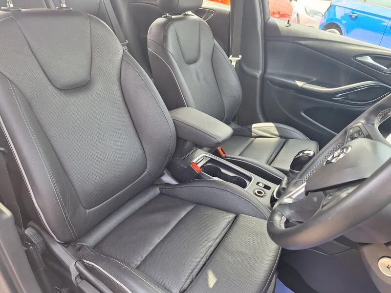 VAUXHALL ASTRA